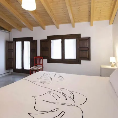 Casa Veronica بيت ريفي *